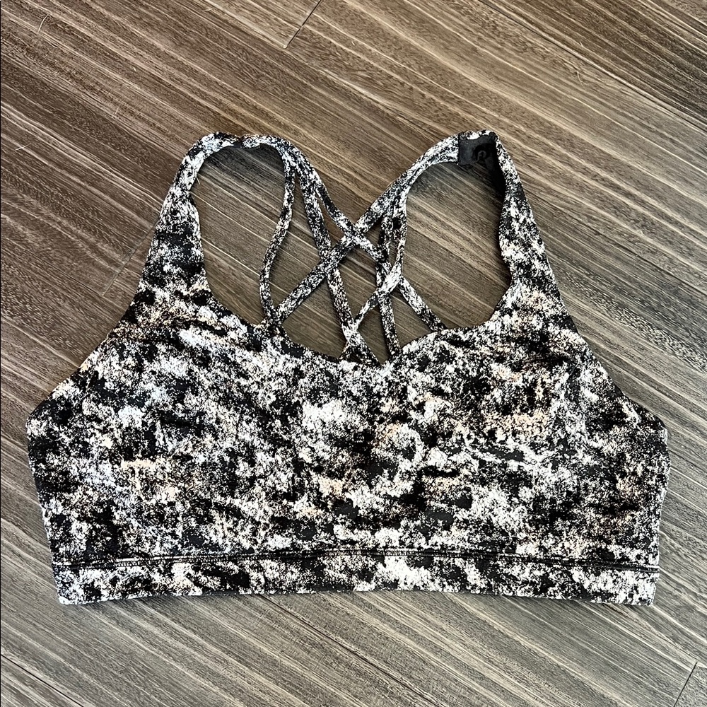 Lululemon Free To Be Serene Bra